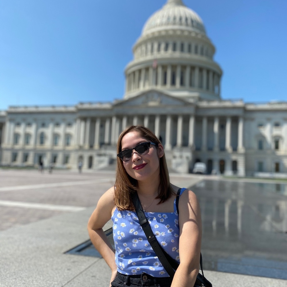 Meet your Posher, Lorena